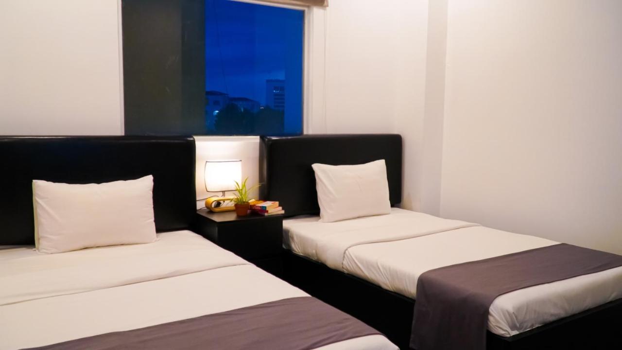 הו צ'י מין סיטי Bros Hotel מראה חיצוני תמונה