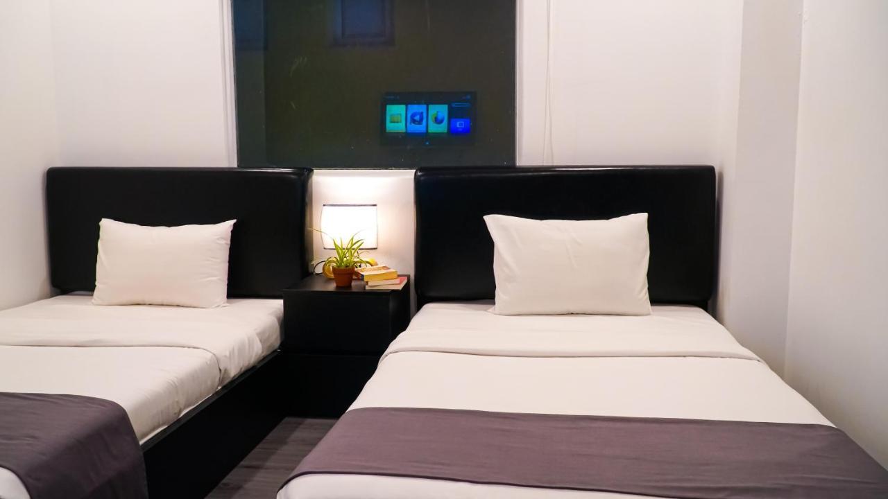 הו צ'י מין סיטי Bros Hotel מראה חיצוני תמונה